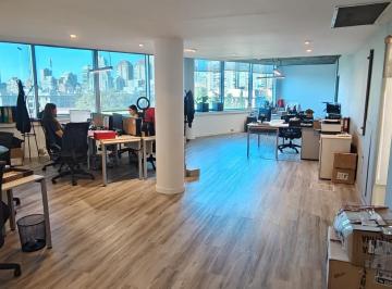 Oficina comercial · 401m² · 3 Cocheras · Oficina en Alquiler Lista Para Entrar en Palermo con Vista Al Rio