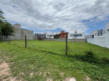 Terreno · 250m² · Lote en Miradores de Manantiales