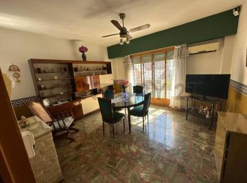 Departamento · 71m² · 3 Ambientes · Venta PH 3 Ambientes en Villa Santa Rita - Luminoso con Balcon - Terraza y Parrilla Compartida