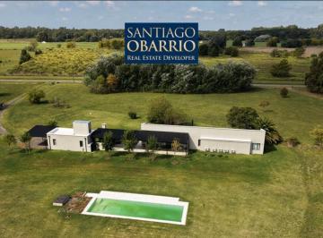 Casa · 180m² · 4 Ambientes · Casa en Venta Estancia Benquerencia Sobre Chacra de 2,7 Hectáreas