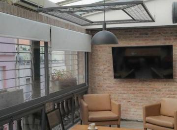 Casa · 52m² · 3 Ambientes · Recoleta | Casa Única de 4 Plantas | Terraza con Pileta Priv