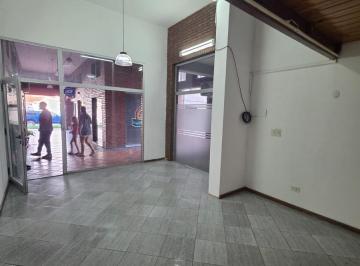Local comercial · 1 Ambiente · Local Dentro de Galeria