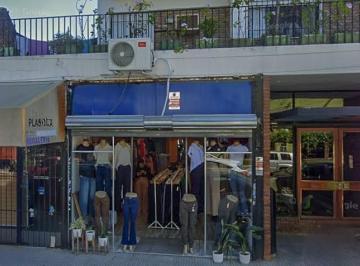 Local comercial · 112m² · Local en Alquiler en San Isidro, G. B. a. Zona Norte, Argentina