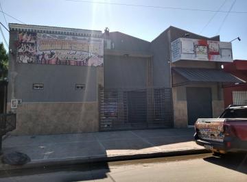Edificio · 303m² · Edificio Comercial en Venta en Gregorio de Laferrere
