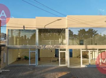 Local comercial · 158m² · 1 Ambiente · Local Comercial con Posibilidad de Subdivisión - San José 1400 - Funes | Venta