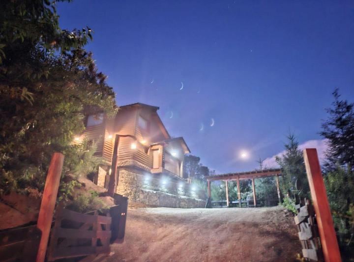 Casa · 224m² · 3 Dormitorios · 2 Cocheras