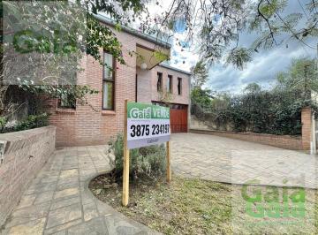 Casa · 556m² · 6 Ambientes · 4 Cocheras · Casa en Venta - Barrio Grand Bourg