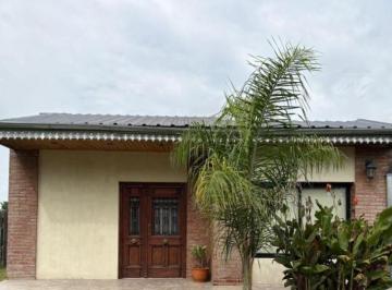 Casa · 94m² · 2 Ambientes · Casa en Carlos Spegazzini. Barrio Privado Laguna Azul. Apta Credito