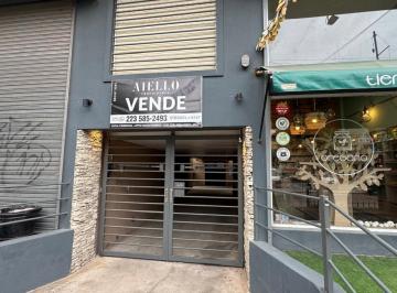 Local comercial · 140m² · Local en Venta