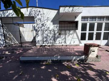 Casa de 4 ambientes, Presidente Sarmiento · Vendo Casa en Godoy Cruz