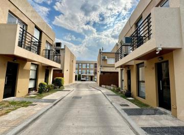 PH · 71m² · 3 Ambientes · 1 Cochera · Dúplex 3 Amb en Complejo Cerrado, Cochera, Fondo Libre y Seguridad con Bajas Expensas