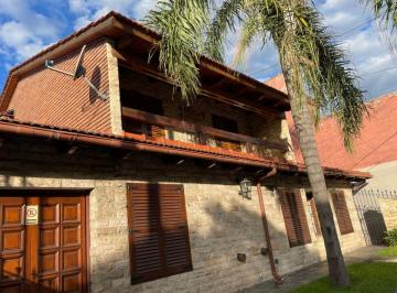 Casa de 1 ambiente, Villa Allende · Se Vende! Casa de 4 Dorm. en Villa Allende Centro!
