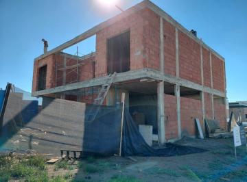 PH · 126m² · 4 Ambientes · 1 Cochera · Dúplex en Venta Rincones de Manantiales Frente a Plaza 3 Dorm. Entrega Agosto 2026