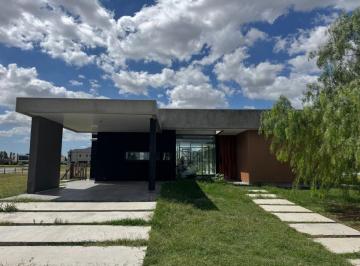 Casa de 4 ambientes, San Vicente · Venta Casa 4 Ambientes a Laguna en San Lucas