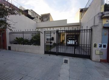 Casa · 375m² · 5 Ambientes · 2 Cocheras · Casa en Venta 5 Ambientes - Villa Pueyrredon - Parquizado y Jardin Al Frente