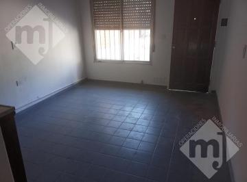 PH · 38m² · 2 Ambientes · 1 Cochera · PH - S. Fer. - Carupa