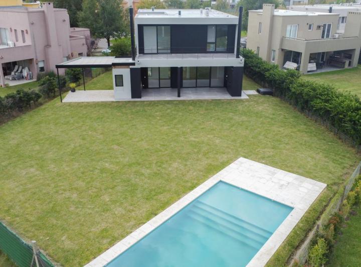 Casa en venta en Ayres Plaza · 6 ambientes