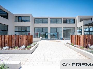 Local comercial · 110m² · Local en Colinas de Manantiales