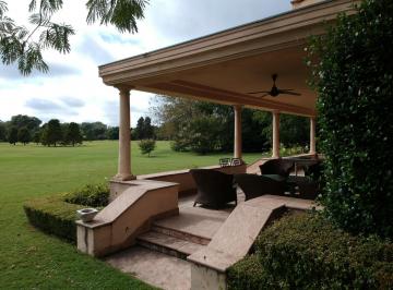 Casa · 3300m² · 3 Dormitorios · Golf Club Argentino - Sobre Golf - 3 Dorm. - Suite Principal en P. A. Teresa Urdapilleta Propiedades