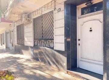 PH de 2 ambientes, Villa del Parque · Vende Tipo Casa 2 Ambientes con Patio, en Villa del Parque
