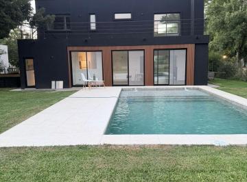 Casa de 5 ambientes, Pilar · Venta de Casa en Santa Guadalupe 5 Ambientes! Sobre Cul de Sac