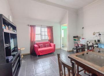 Departamento de 3 ambientes, Villa Urquiza · Departamento 3 Ambientes con Amplia Terraza Al Frente
