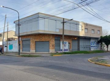 Bodega-Galpón · 535m² · Local + Deposito + Oficinas en Quilmes Oeste