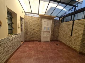 PH de 4 ambientes, Velez Sarsfield · Tipo Casa 4 Ambientes con Patio, Terraza y Quincho Impecable