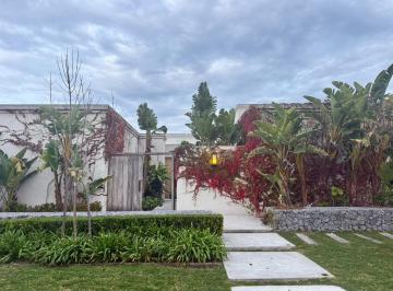 Casa · 241m² · 4 Ambientes · 1 Cochera · Casa en Venta en Talar del Lago 2, General Pacheco, Tigre