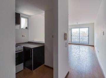 Departamento · 72m² · 3 Ambientes · 1 Cochera · En Venta - Departamento Dos Dorm. con Cochera - Abasto
