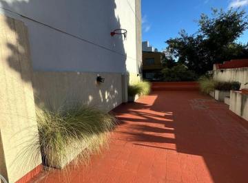 PH · 140m² · 5 Ambientes · 1 Cochera · PH Tipo Casa en Venta en Villa Santa Rita, Capital Federal, Buenos Aires