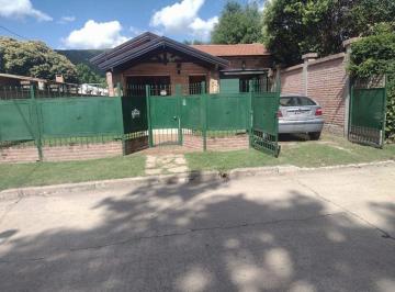 Casa de 2 ambientes, La Cumbre · Vendo Chalet de Categoría en Barrio Golf de La Cumbre, a Cuatro Cuadras del Centro