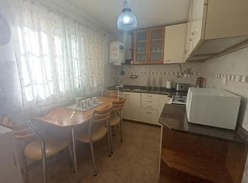 Departamento · 70m² · 4 Ambientes · Departamento 2 Dorm. Alquiler Temporario