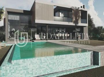 Casa · 291m² · 6 Ambientes · 2 Cocheras · Casa en Venta a Estrenar Sobre Laguna en Pilará - La Calesa - Pilar