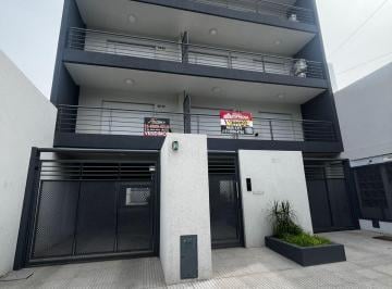 Departamento de 2 ambientes, Morón · Departamento 2 Ambientes a Estrenar en 1er Piso Al Contrafrente.