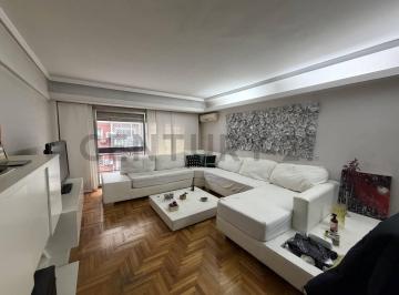 Departamento · 112m² · 4 Ambientes · 1 Cochera · Venta Departamento 4 Ambientes con Dependecia Cochera y Baulera en Recoleta Apto Credito