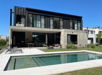 Casa · 280m² · 5 Ambientes · 2 Cocheras · Casa en Venta en Pilara en La Calesa - Urdapilleta Propiedades