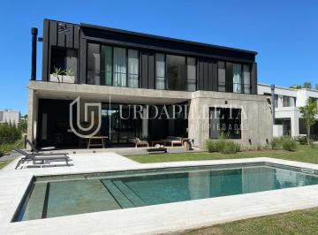 Casa · 280m² · 5 Ambientes · 2 Cocheras · Casa en Venta en Pilara en La Calesa - Urdapilleta Propiedades