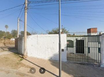 Casa · 80m² · 5 Dormitorios · 1 Cochera · Casa en San Vicente