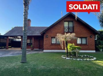 Casa · 202m² · 4 Ambientes · 6 Cocheras · Casa Apta a Crédito en Venta en Barrio Cerrado Los Sauces