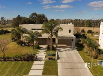 Casa · 600m² · 7 Ambientes · 2 Cocheras · Casa en Venta en Pilara Sobre Lote Interno - La Berlina - Urdapilleta Propiedades