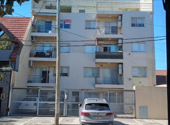Departamento · 47m² · 3 Ambientes · 1 Cochera