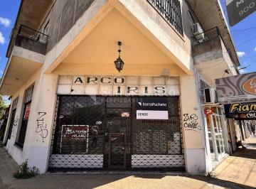 Local comercial · 120m² · 2 Ambientes · Venta Local en Equina en Morón Sur.