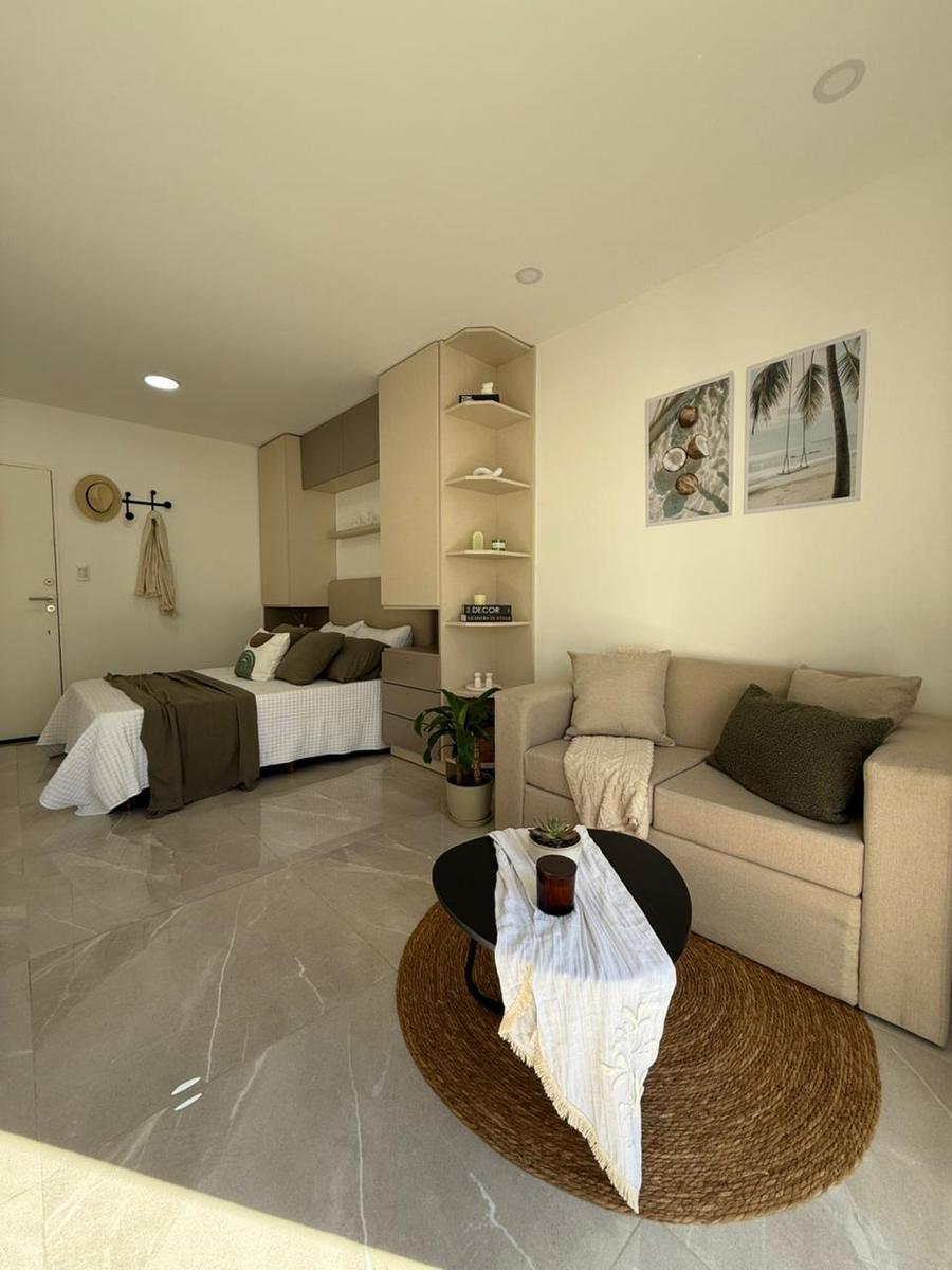 Depto monoambiente 24m² con balcón francés — Centro