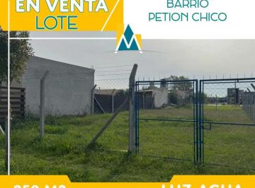 Terreno · 250m² · Lote en Venta - Petion Chico
