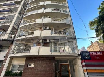 Departamento de 1 ambiente, Rosario · Barrio Martin a m E Av Pellegrini!