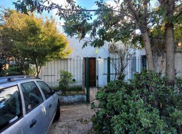 Casa · 90m² · 6 Ambientes · Venta de Casa 3 Amb Mas 3 Monoambientes / Terreno / Troncos del Talar /tigre