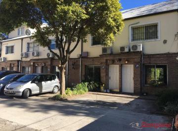 PH · 65m² · 3 Ambientes · 1 Cochera · PH en Udaondo 2500, 3 Ambientes con Jardin