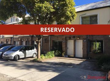 PH · 65m² · 3 Ambientes · 1 Cochera · PH en Udaondo 2500, 3 Ambientes con Jardin