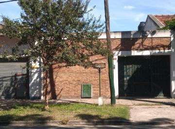 Casa de 3 ambientes, Almirante Brown · Casa en Venta con Local a La Calle - Claypole